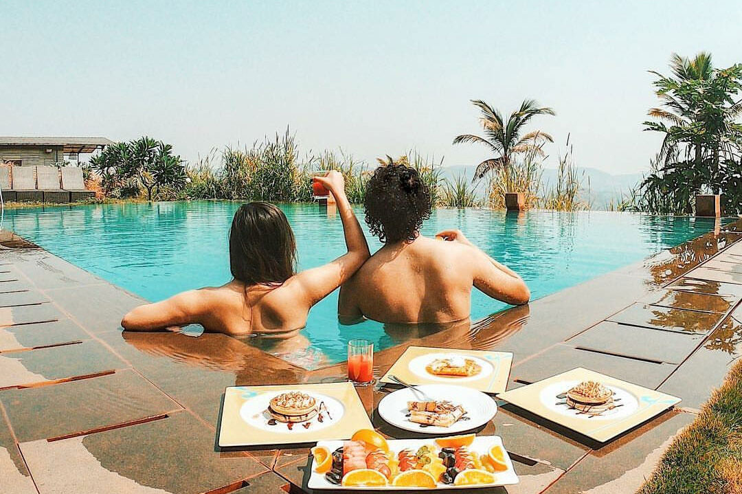 Luxury Stay Preview
